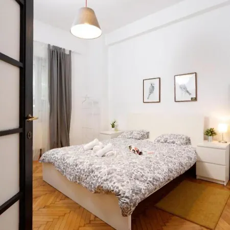 Apartment Charming Vintage